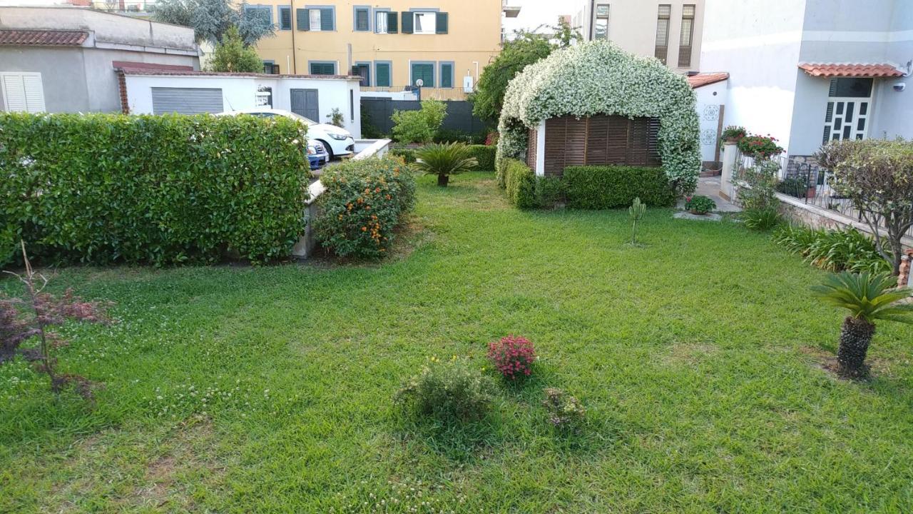 Impero 6 Apartment Scauri  Exterior photo